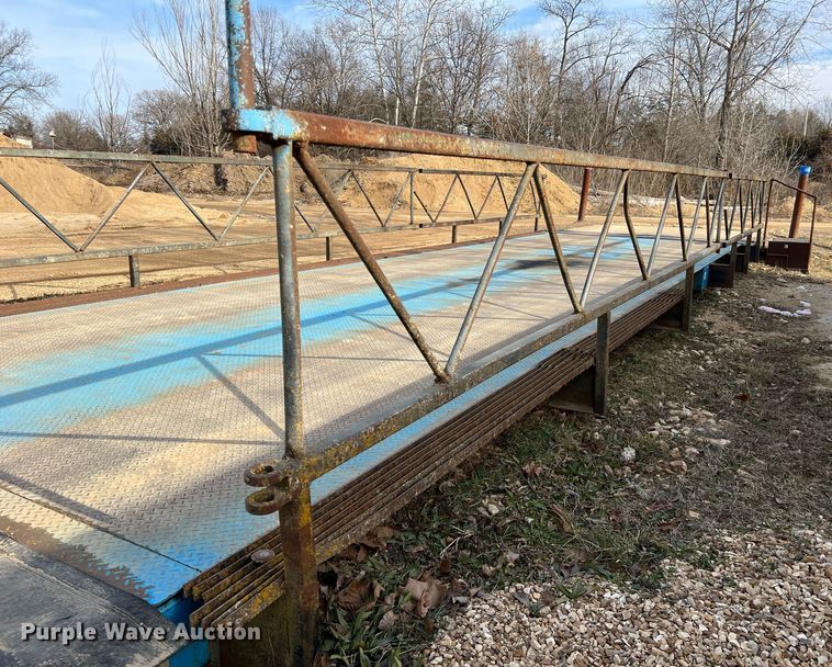 image for item MM9063 Avery Weigh-tronix BMS3510-70T  truck scale