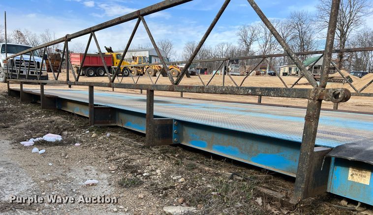 image for item MM9063 Avery Weigh-tronix BMS3510-70T  truck scale