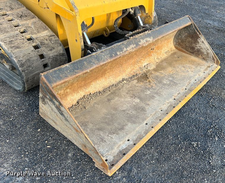 image for item MM9064 2019 Caterpillar 289D  tracked skid steer loader