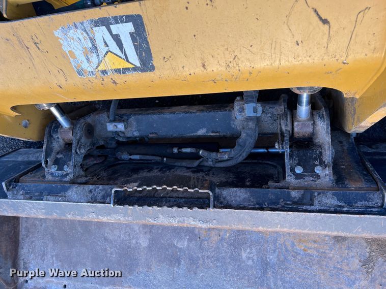 image for item MM9064 2019 Caterpillar 289D  tracked skid steer loader