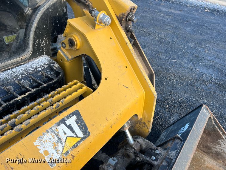 image for item MM9064 2019 Caterpillar 289D  tracked skid steer loader