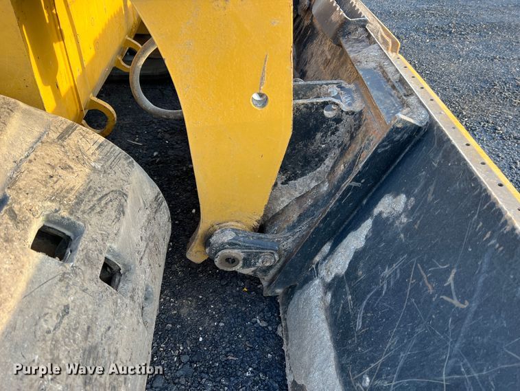 image for item MM9064 2019 Caterpillar 289D  tracked skid steer loader