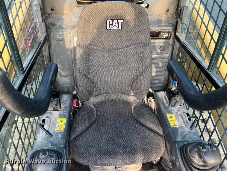 image for item MM9064 2019 Caterpillar 289D  tracked skid steer loader