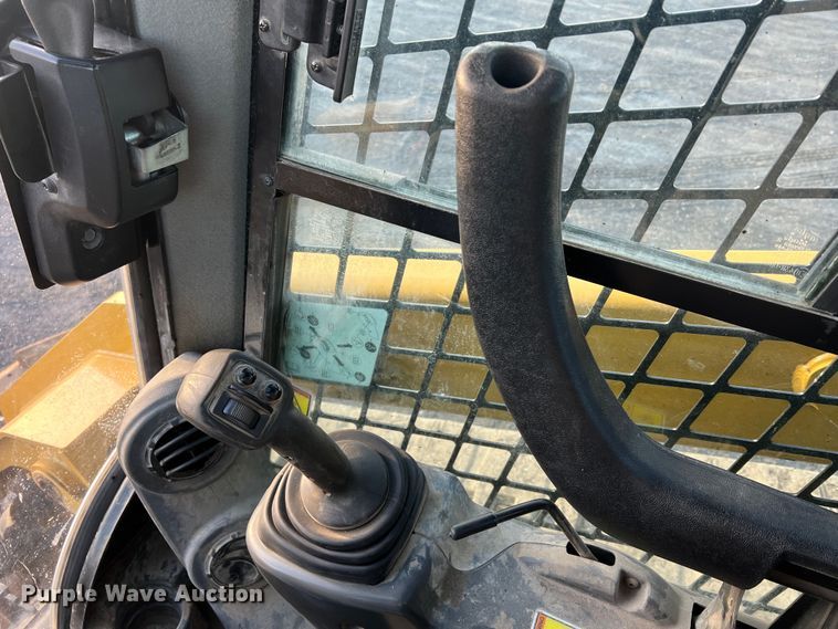 image for item MM9064 2019 Caterpillar 289D  tracked skid steer loader