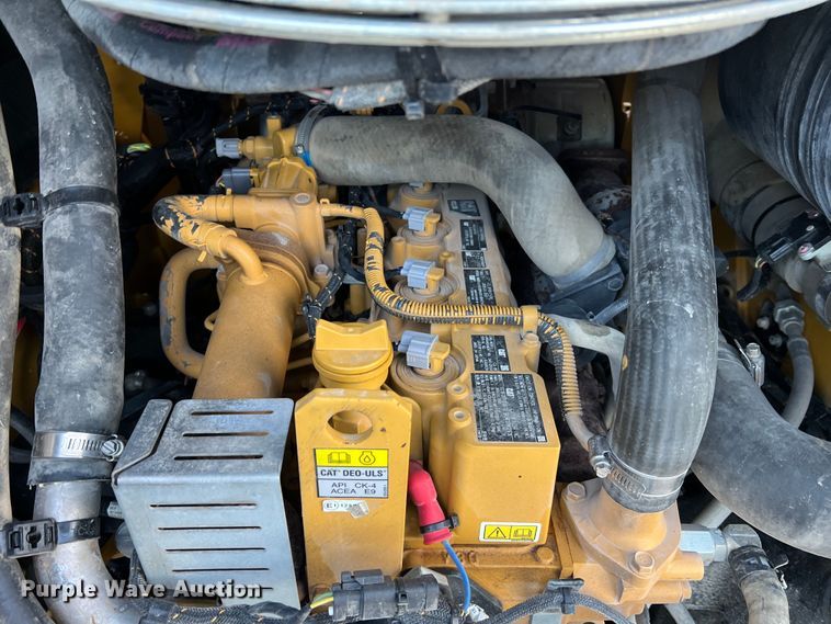 image for item MM9064 2019 Caterpillar 289D  tracked skid steer loader