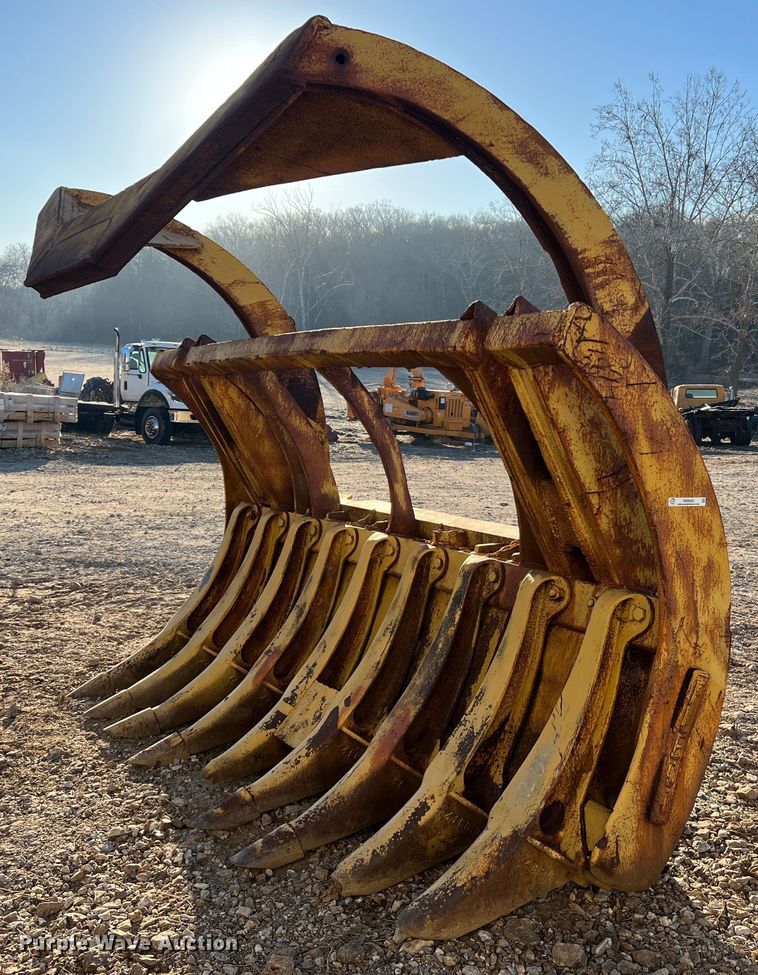 image for item MM9065 Fleco  dozer brush grapple