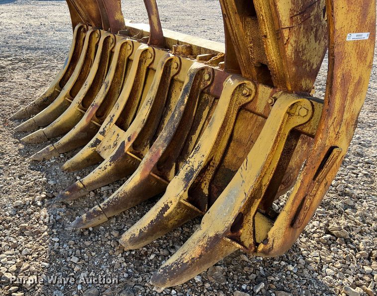 image for item MM9065 Fleco  dozer brush grapple