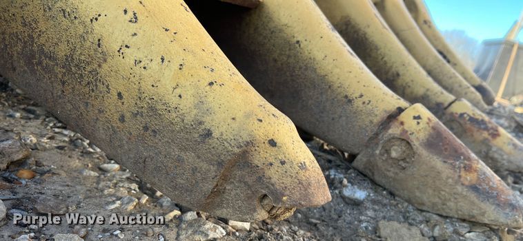 image for item MM9065 Fleco  dozer brush grapple