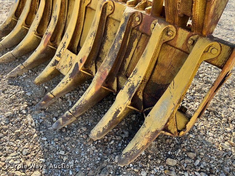 image for item MM9065 Fleco  dozer brush grapple