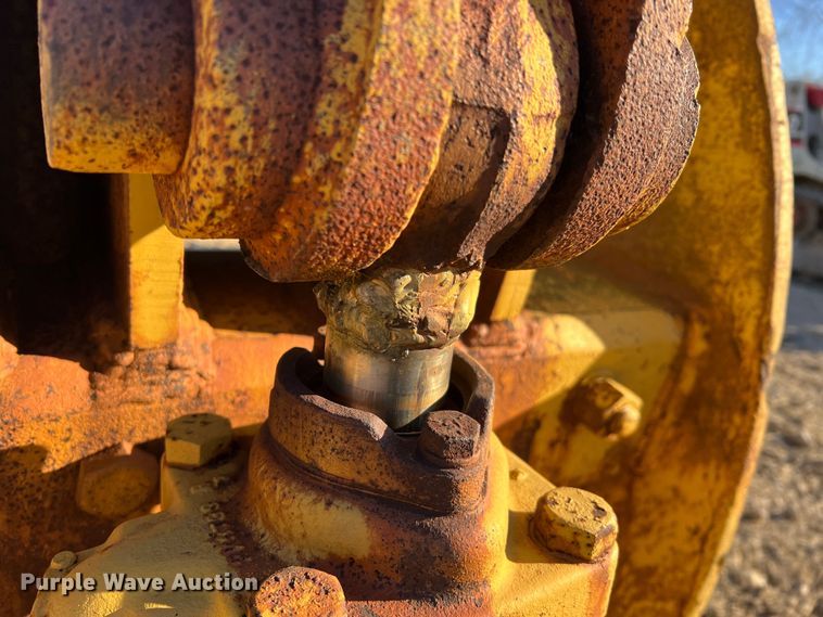 image for item MM9065 Fleco  dozer brush grapple