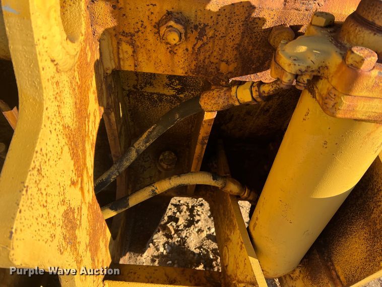 image for item MM9065 Fleco  dozer brush grapple