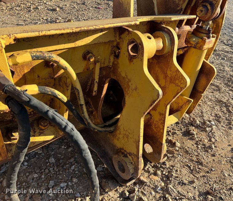 image for item MM9065 Fleco  dozer brush grapple