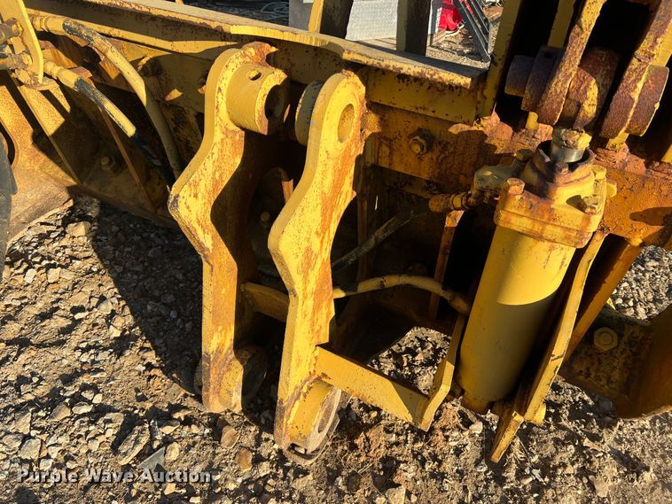 image for item MM9065 Fleco  dozer brush grapple