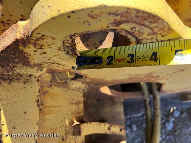 image for item MM9065 Fleco  dozer brush grapple