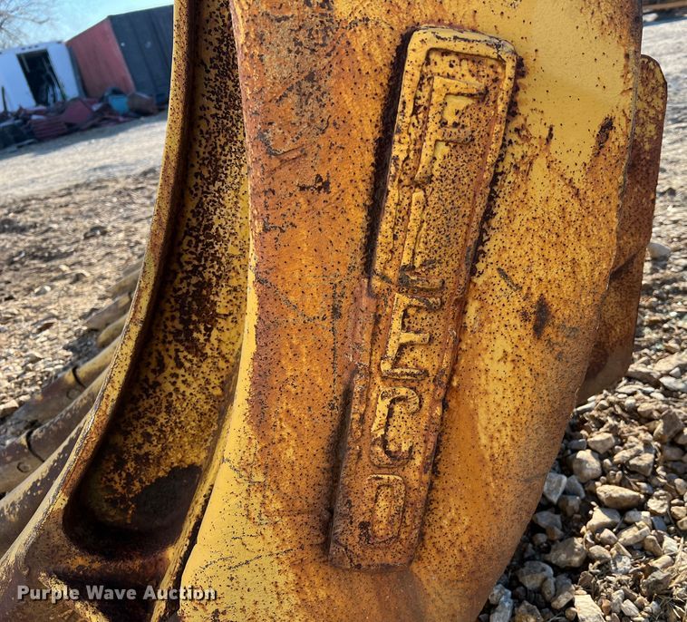 image for item MM9065 Fleco  dozer brush grapple