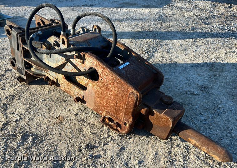 image for item MM9066 Breaker