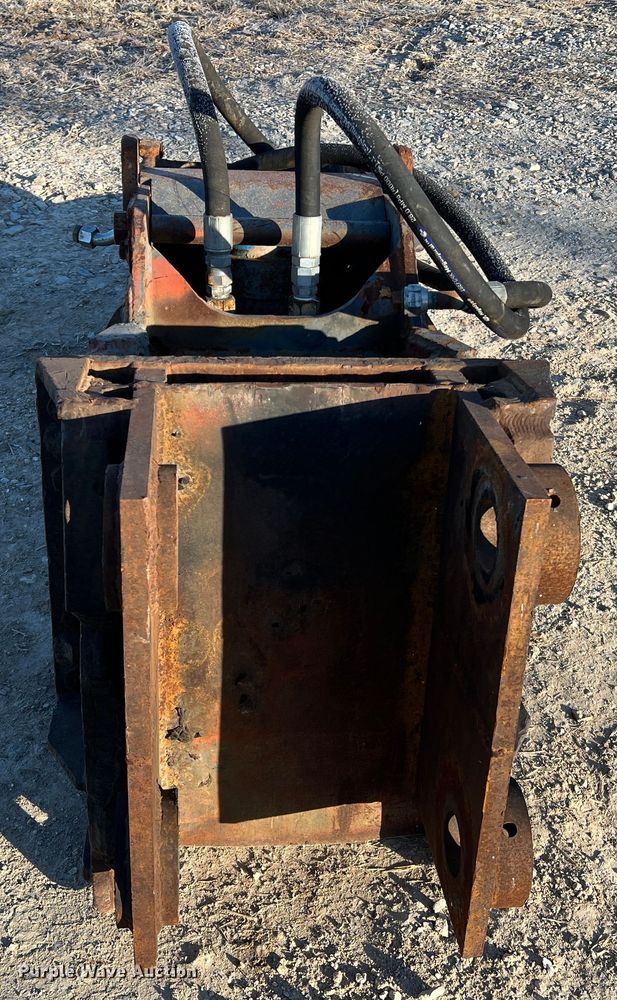 image for item MM9066 Breaker