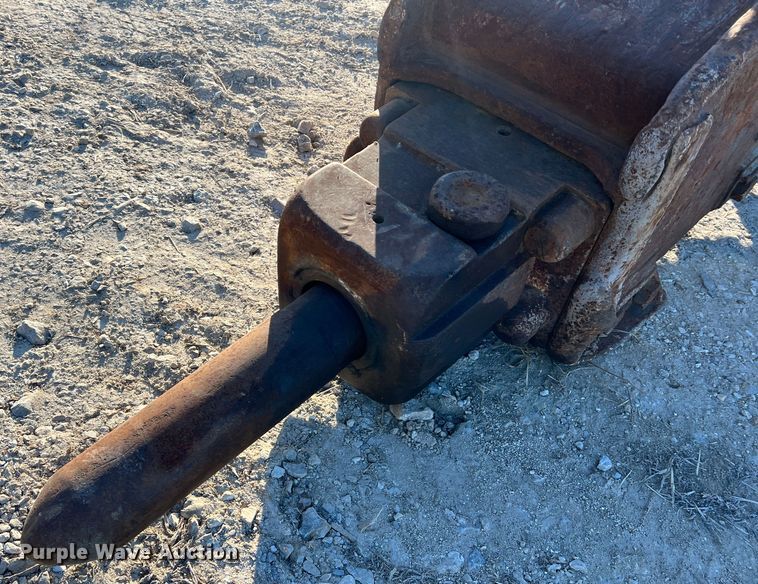 image for item MM9066 Breaker