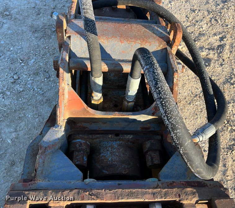 image for item MM9066 Breaker