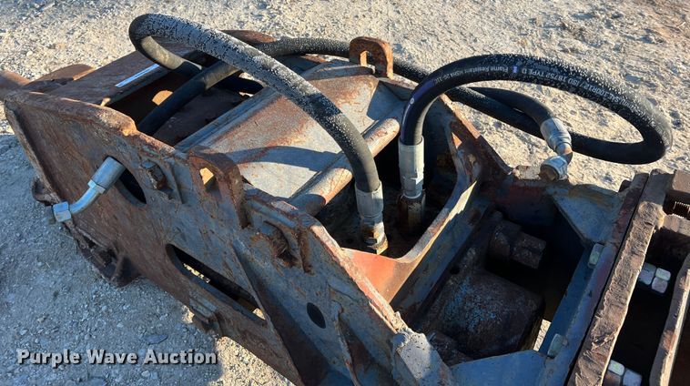 image for item MM9066 Breaker