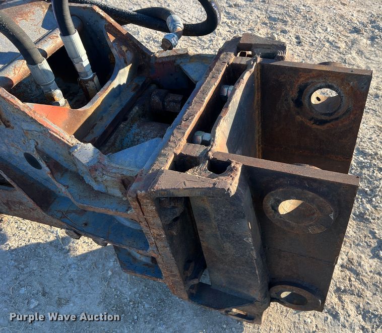 image for item MM9066 Breaker