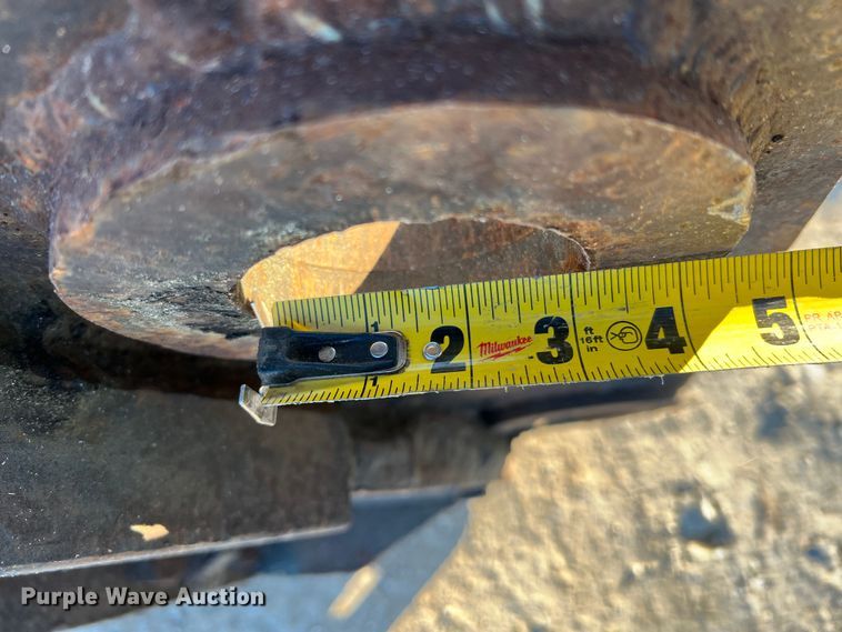 image for item MM9066 Breaker