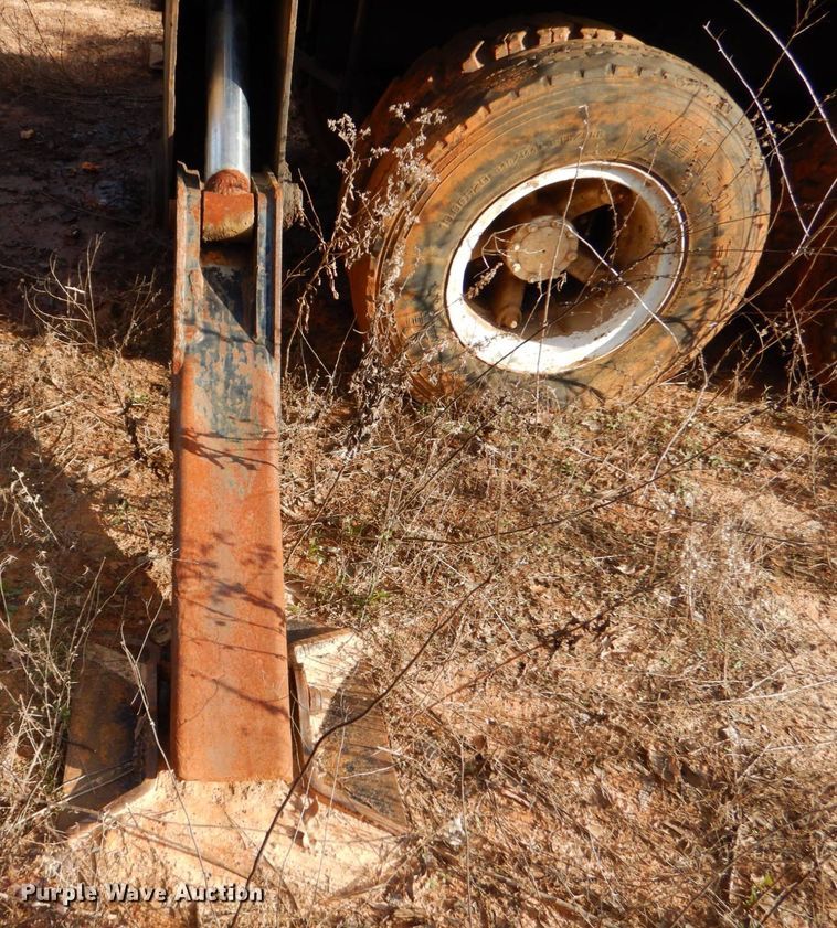 image for item MM9631 Prentice 325  log loader