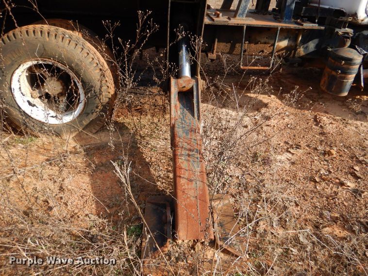 image for item MM9631 Prentice 325  log loader