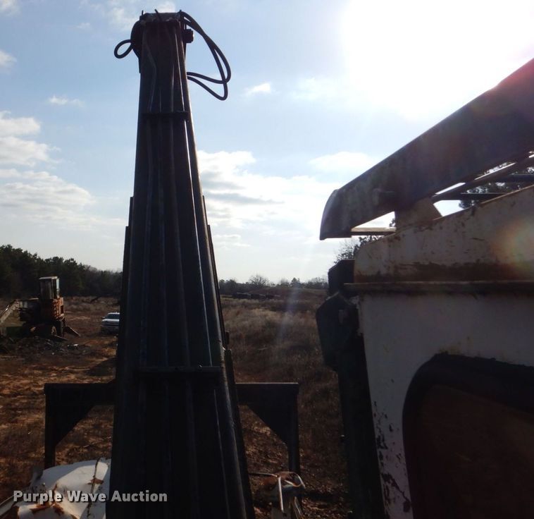 image for item MM9631 Prentice 325  log loader