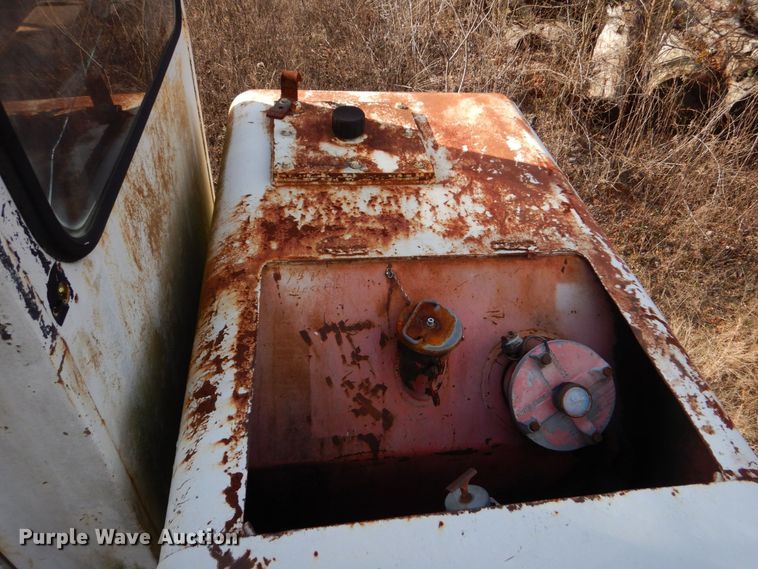 image for item MM9631 Prentice 325  log loader