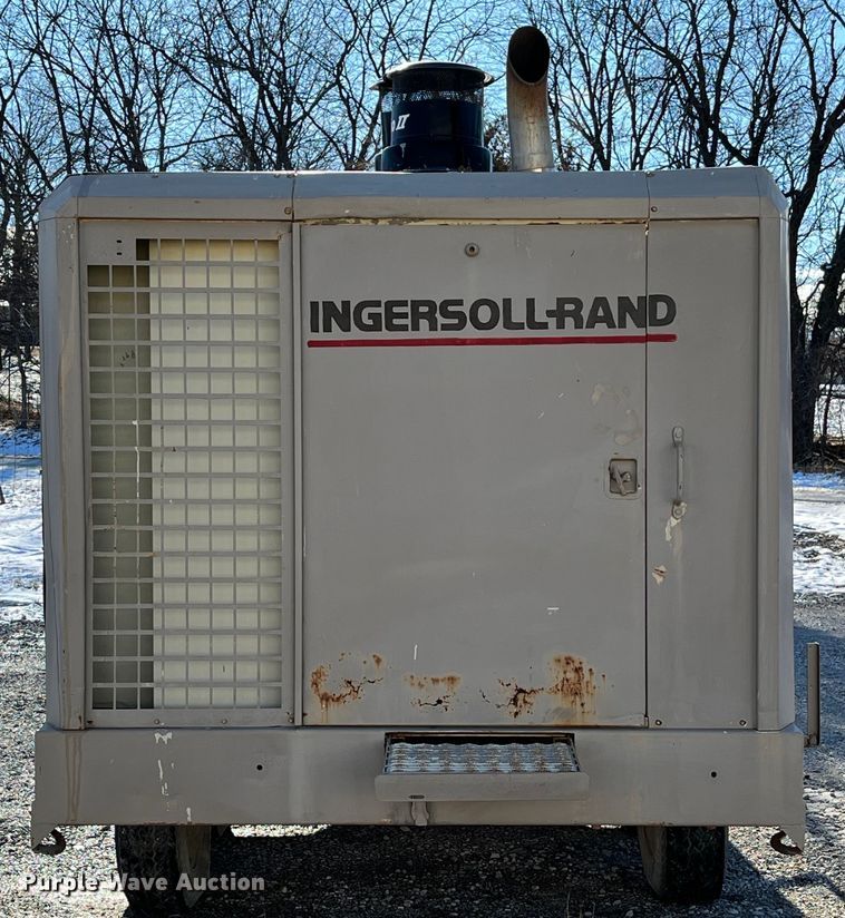 image for item MW9463 Ingersoll Rand 825  air compressor