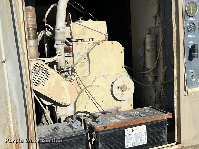 image for item MW9463 Ingersoll Rand 825  air compressor