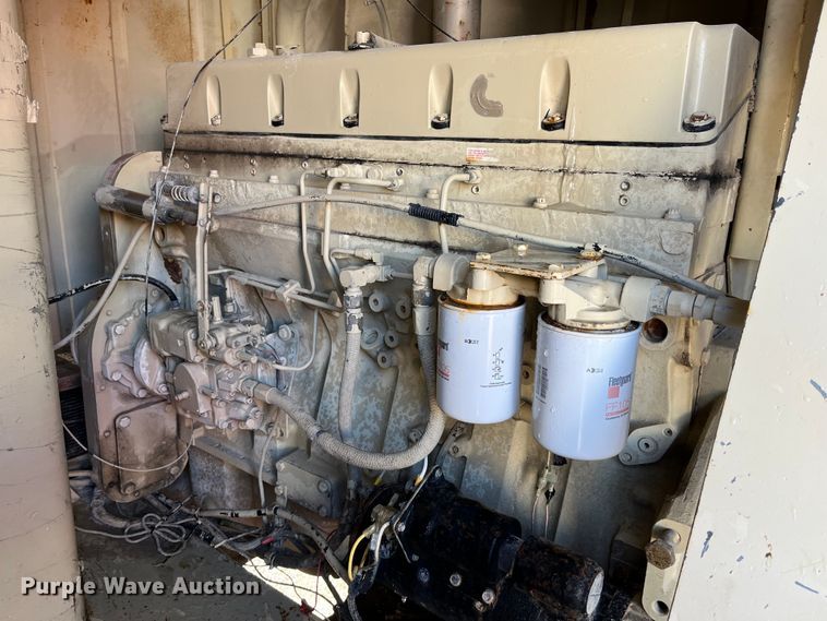 image for item MW9463 Ingersoll Rand 825  air compressor