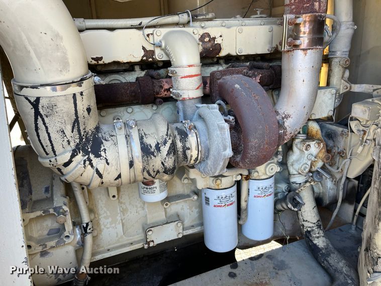 image for item MW9463 Ingersoll Rand 825  air compressor