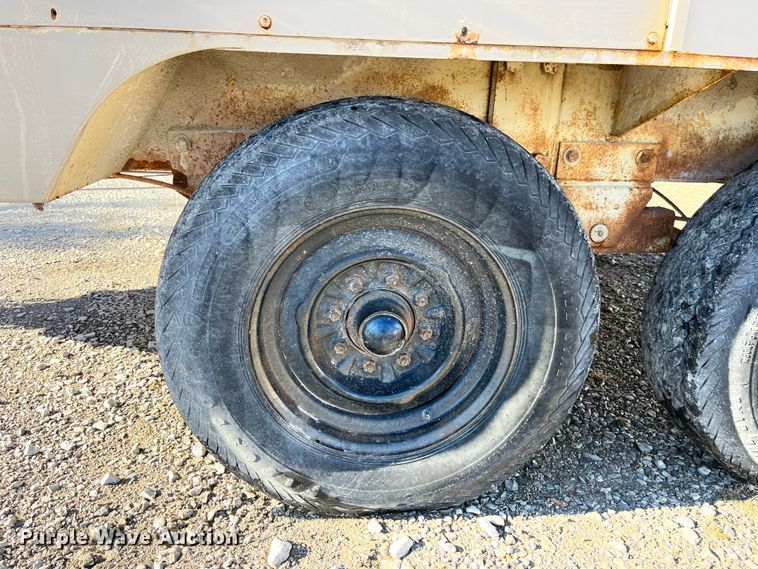 image for item MW9463 Ingersoll Rand 825  air compressor