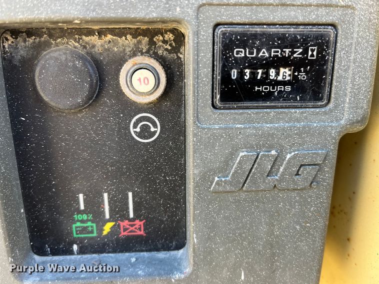 image for item MW9465 2013 JLG 2630 ES  scissor lift