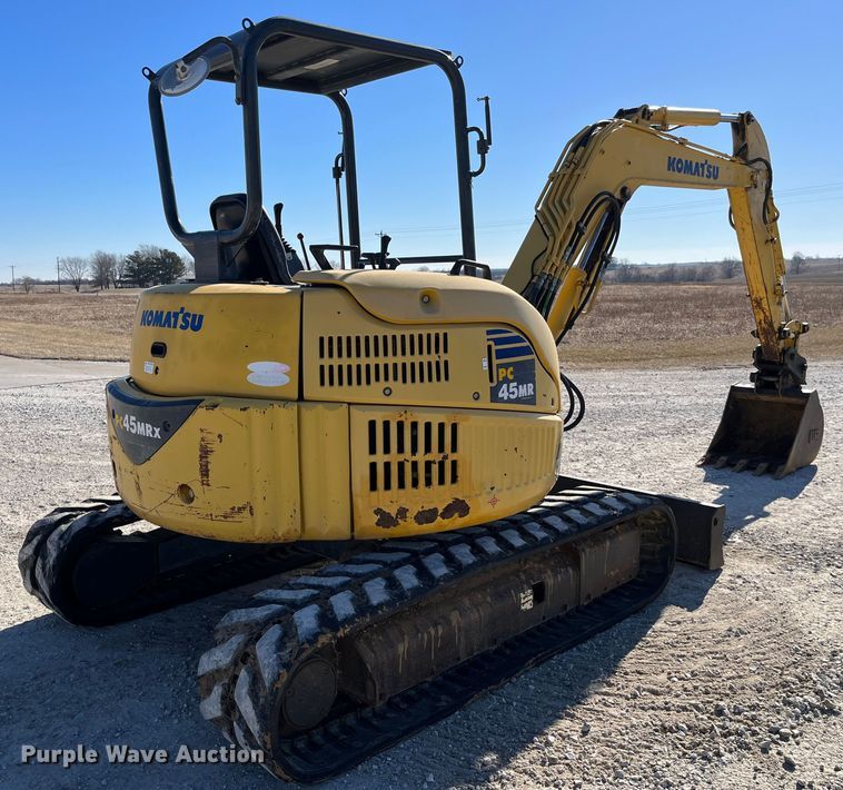 image for item MW9473 2003 Komatsu PC45MR-1F  mini excavator