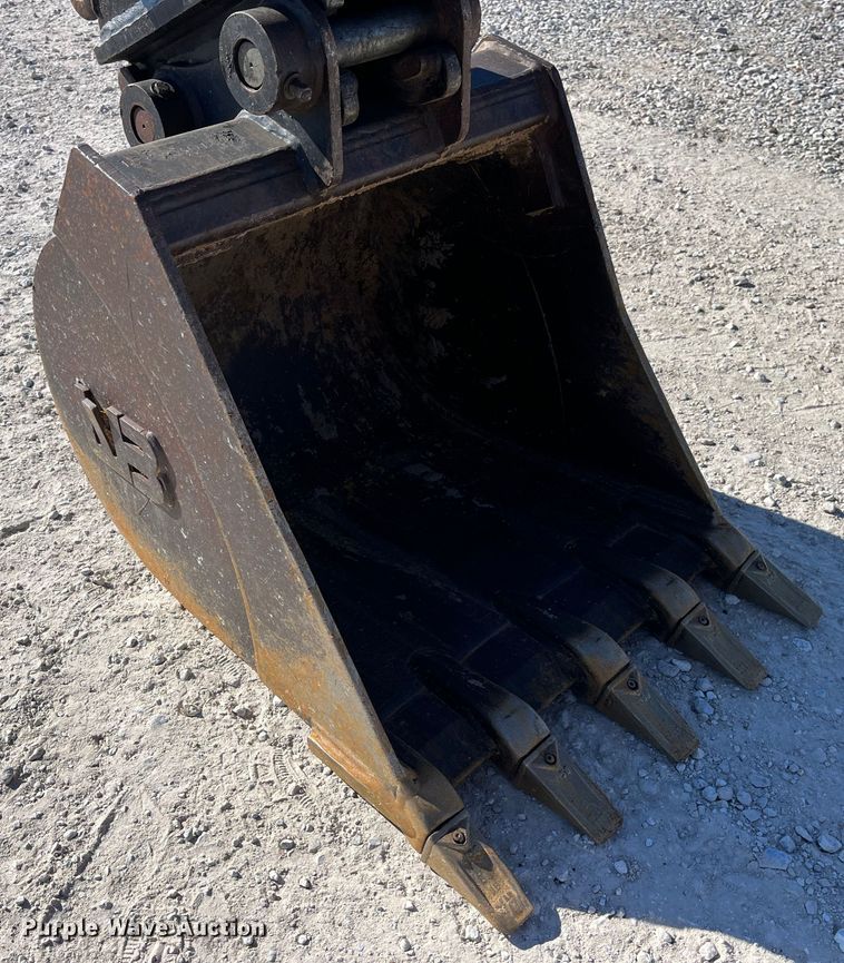 image for item MW9473 2003 Komatsu PC45MR-1F  mini excavator