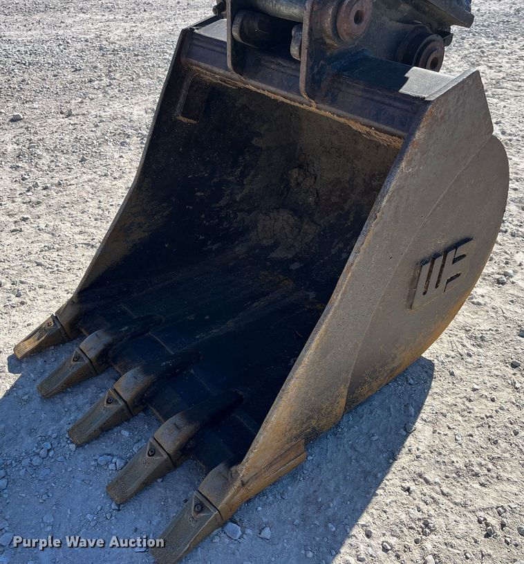 image for item MW9473 2003 Komatsu PC45MR-1F  mini excavator