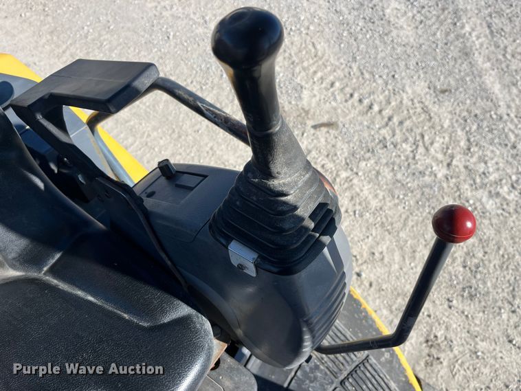 image for item MW9473 2003 Komatsu PC45MR-1F  mini excavator