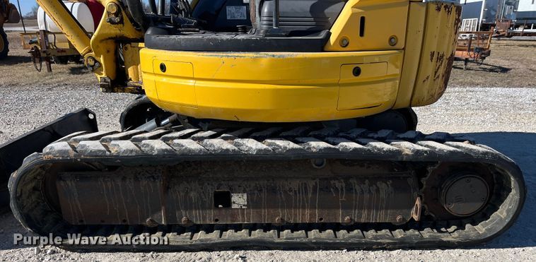 image for item MW9473 2003 Komatsu PC45MR-1F  mini excavator