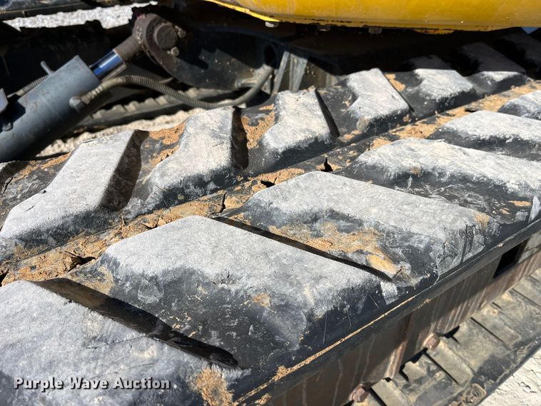 image for item MW9473 2003 Komatsu PC45MR-1F  mini excavator