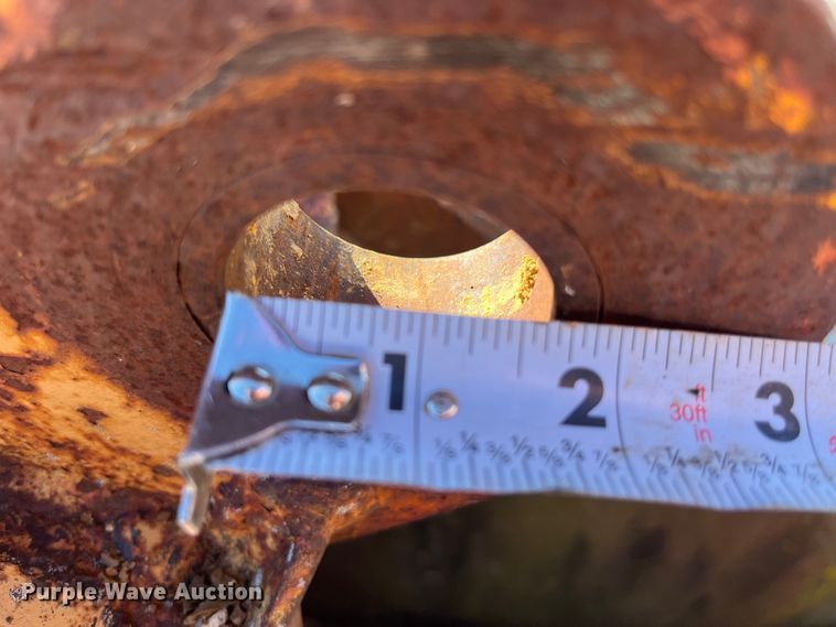 image for item MW9474 (3) backhoe buckets