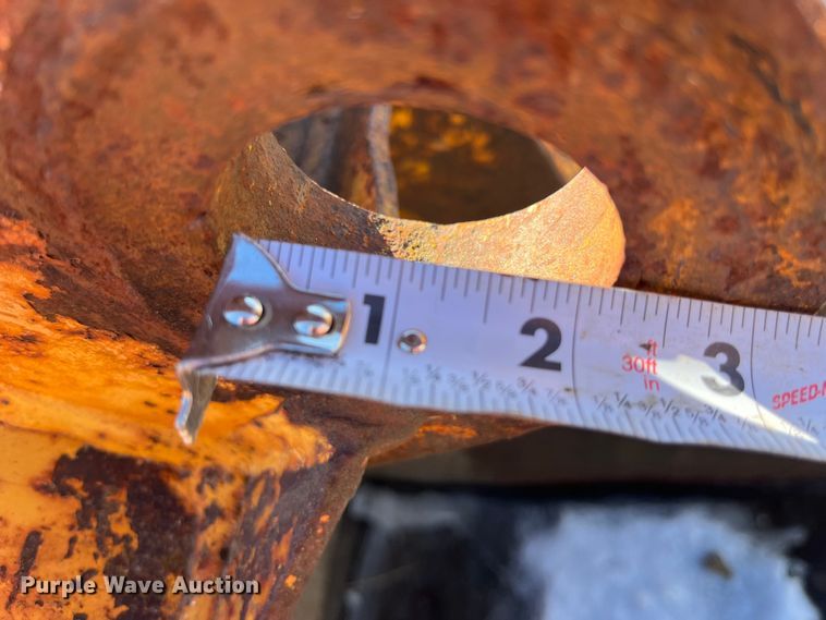 image for item MW9474 (3) backhoe buckets