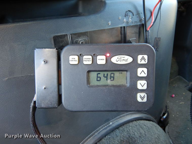 image for item DF8310 1996 Ford E350  ambulance