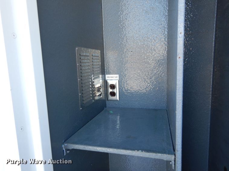 image for item DF8310 1996 Ford E350  ambulance