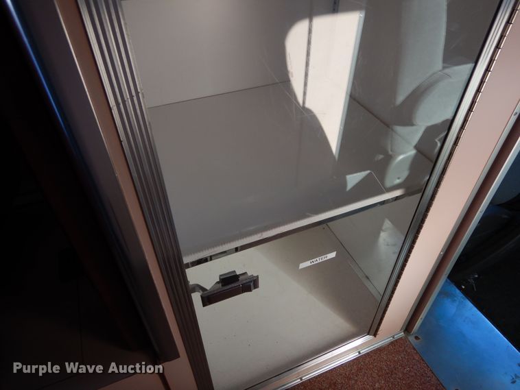 image for item DF8310 1996 Ford E350  ambulance