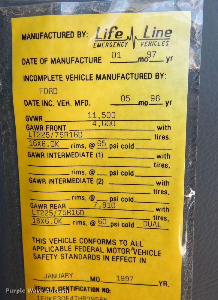 image for item DF8310 1996 Ford E350  ambulance