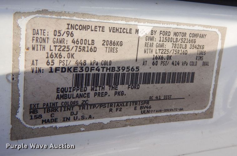 image for item DF8310 1996 Ford E350  ambulance