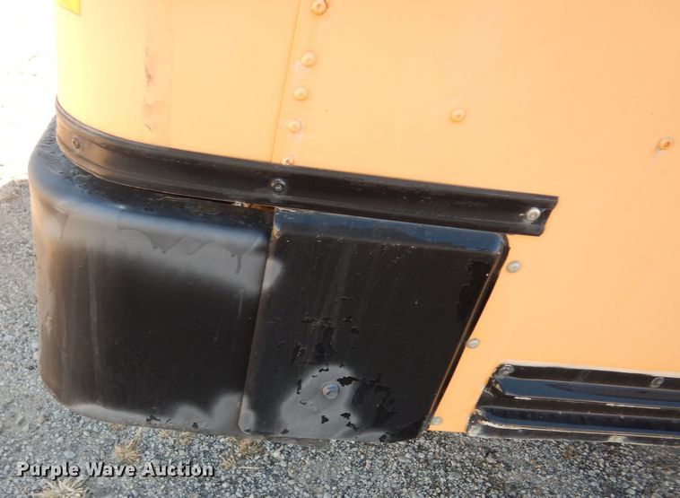 image for item DI6871 2005 Ford E450 Super Duty  school bus